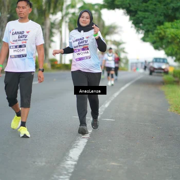 Runner Photo 7741066