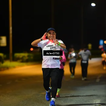 Runner Photo 7741085