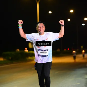 Runner Photo 7741101