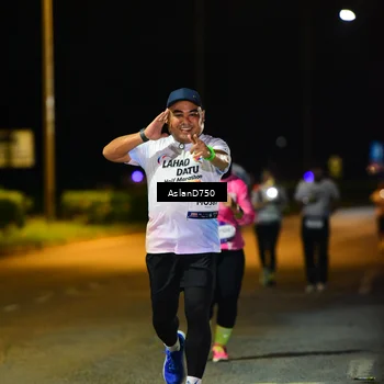 Runner Photo 7741108