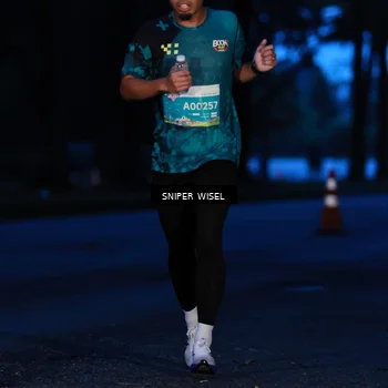 Runner Photo 7741113