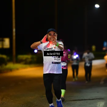 Runner Photo 7741116