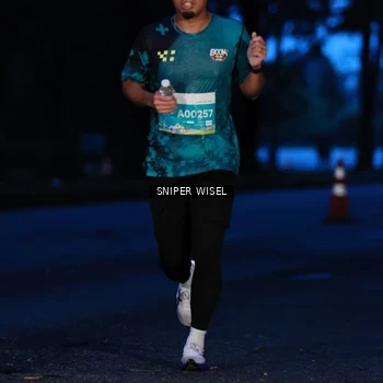 Runner Photo 7741119