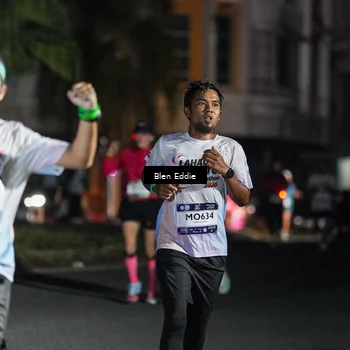 Runner Photo 7741133