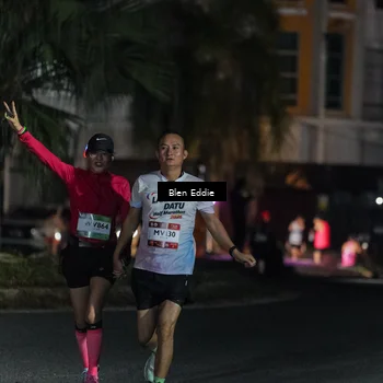 Runner Photo 7741138