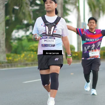 Runner Photo 7741149
