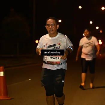 Runner Photo 7741154