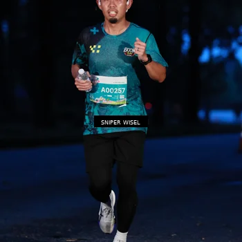 Runner Photo 7741171