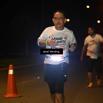 Runner Photo 7741175
