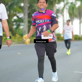 Runner Photo 7741184