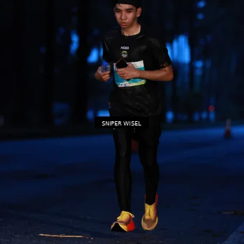 Runner Photo 7741208