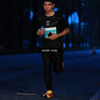 Runner Photo 7741221