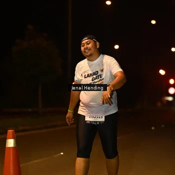Runner Photo 7741222