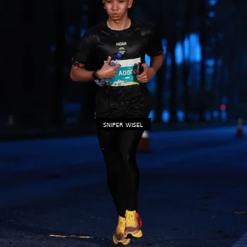 Runner Photo 7741223