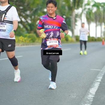Runner Photo 7741233