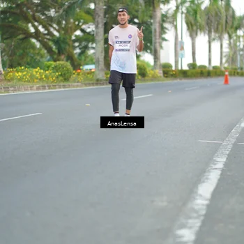 Runner Photo 7741236