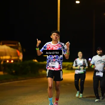 Runner Photo 7741241