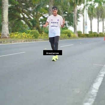 Runner Photo 7741248