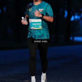 Runner Photo 7741250