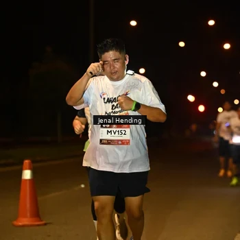 Runner Photo 7741254