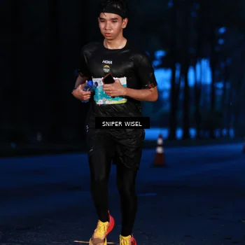 Runner Photo 7741263