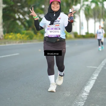 Runner Photo 7741290