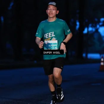 Runner Photo 7741312