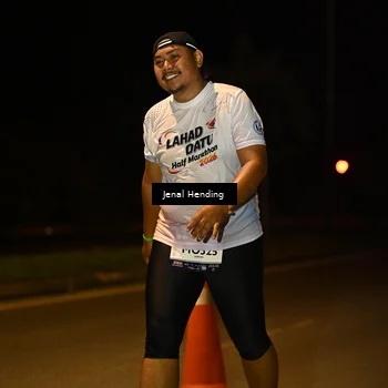 Runner Photo 7741313