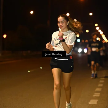 Runner Photo 7741328