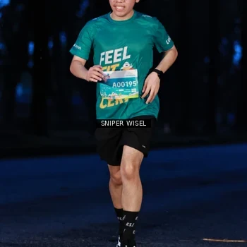 Runner Photo 7741333