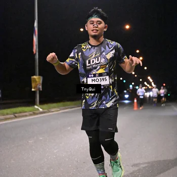 Runner Photo 7741338