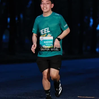 Runner Photo 7741341