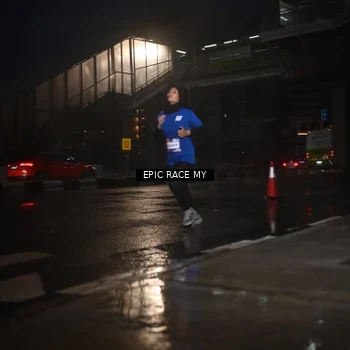 Runner Photo 7741351