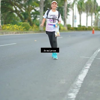 Runner Photo 7741359