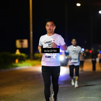 Runner Photo 7741368