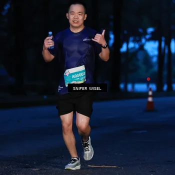 Runner Photo 7741376