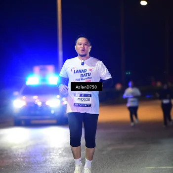 Runner Photo 7741391