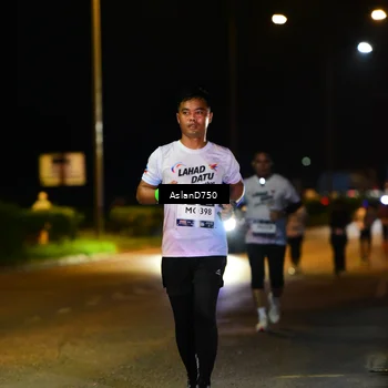 Runner Photo 7741396
