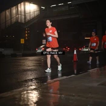 Runner Photo 7741398