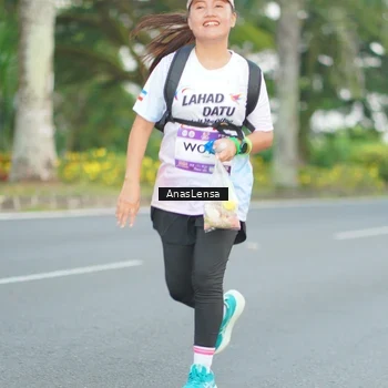 Runner Photo 7741406