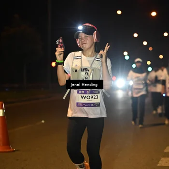 Runner Photo 7741417
