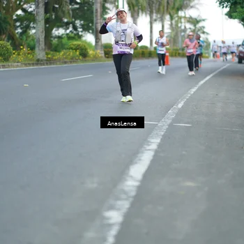 Runner Photo 7741464