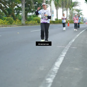 Runner Photo 7741482
