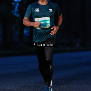 Runner Photo 7741489