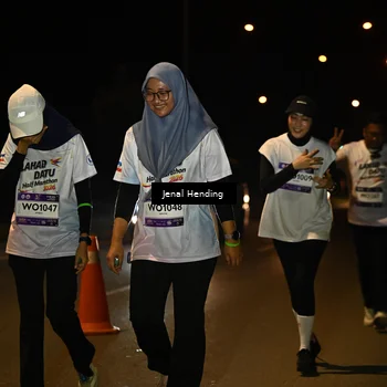 Runner Photo 7741503