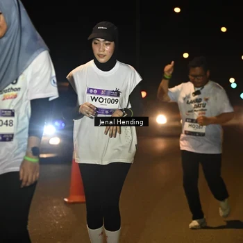Runner Photo 7741504