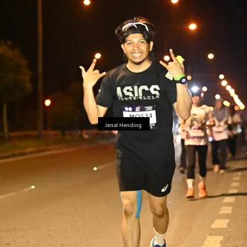 Runner Photo 7741516