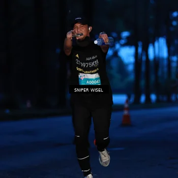 Runner Photo 7741567
