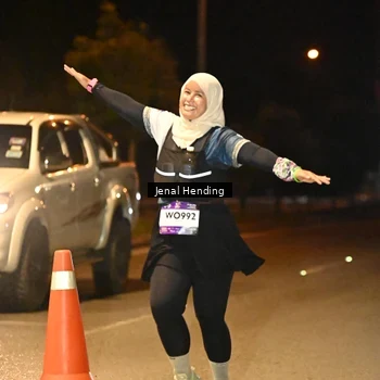 Runner Photo 7741573