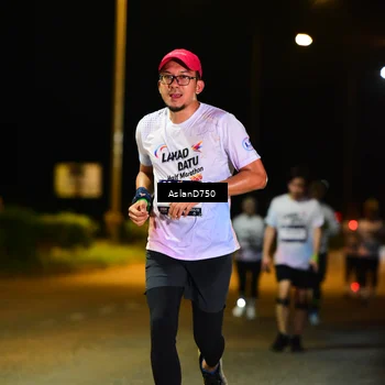 Runner Photo 7741652